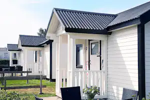Camping Tobisvik - Ferienwohnungen mit eigenem Garten auf dem Campingplatz