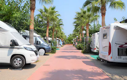 Bravoplaya Camping Resort