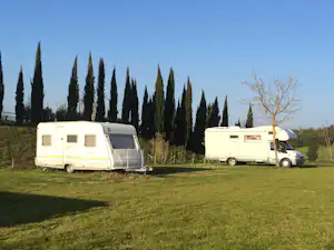 Camping Toscana Village - Wohnwagenstellplätze auf dem Campingplatz