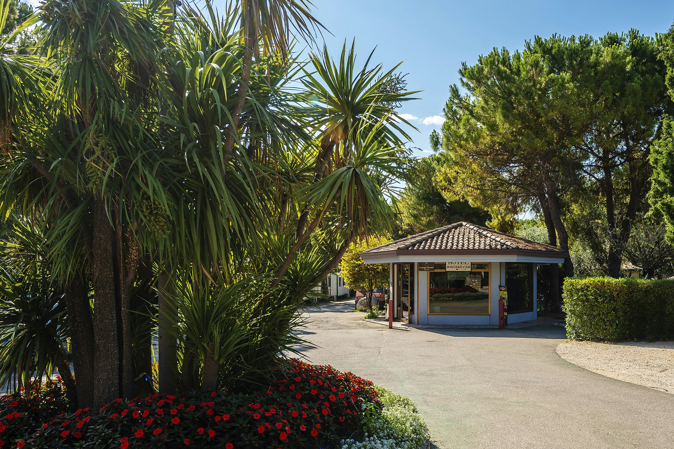 Camping Toscolano - Eingang und Rezeption des Campingplatzes