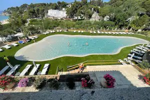 Camping Treumal - Blick auf den Pool im Freien