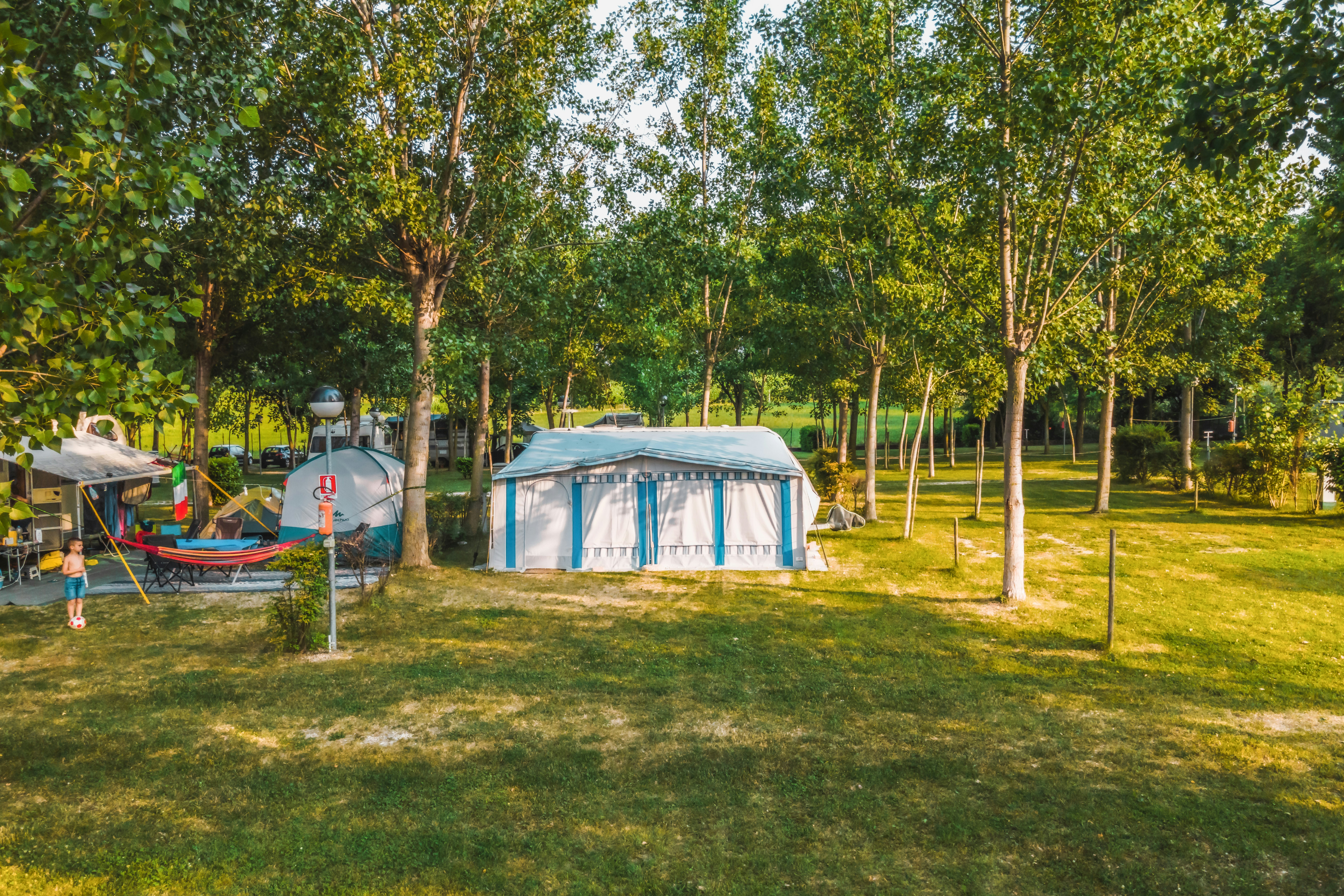 Camping Trevisago - Standplatzwiese auf dem Campingplatz