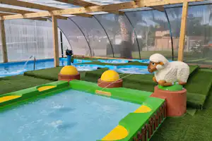 Camping Trillas - Planschbecken für Kinder auf dem Campingplatz