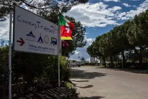 Camping Tripesce - Eingang des Campingplatz