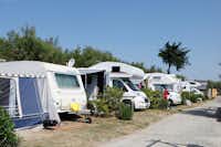 Camping Tripesce - Wohnmobil- und  Wohnwagenstellplätze auf dem Campingplatz