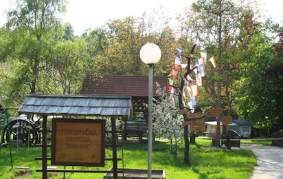 Camping Trnovc