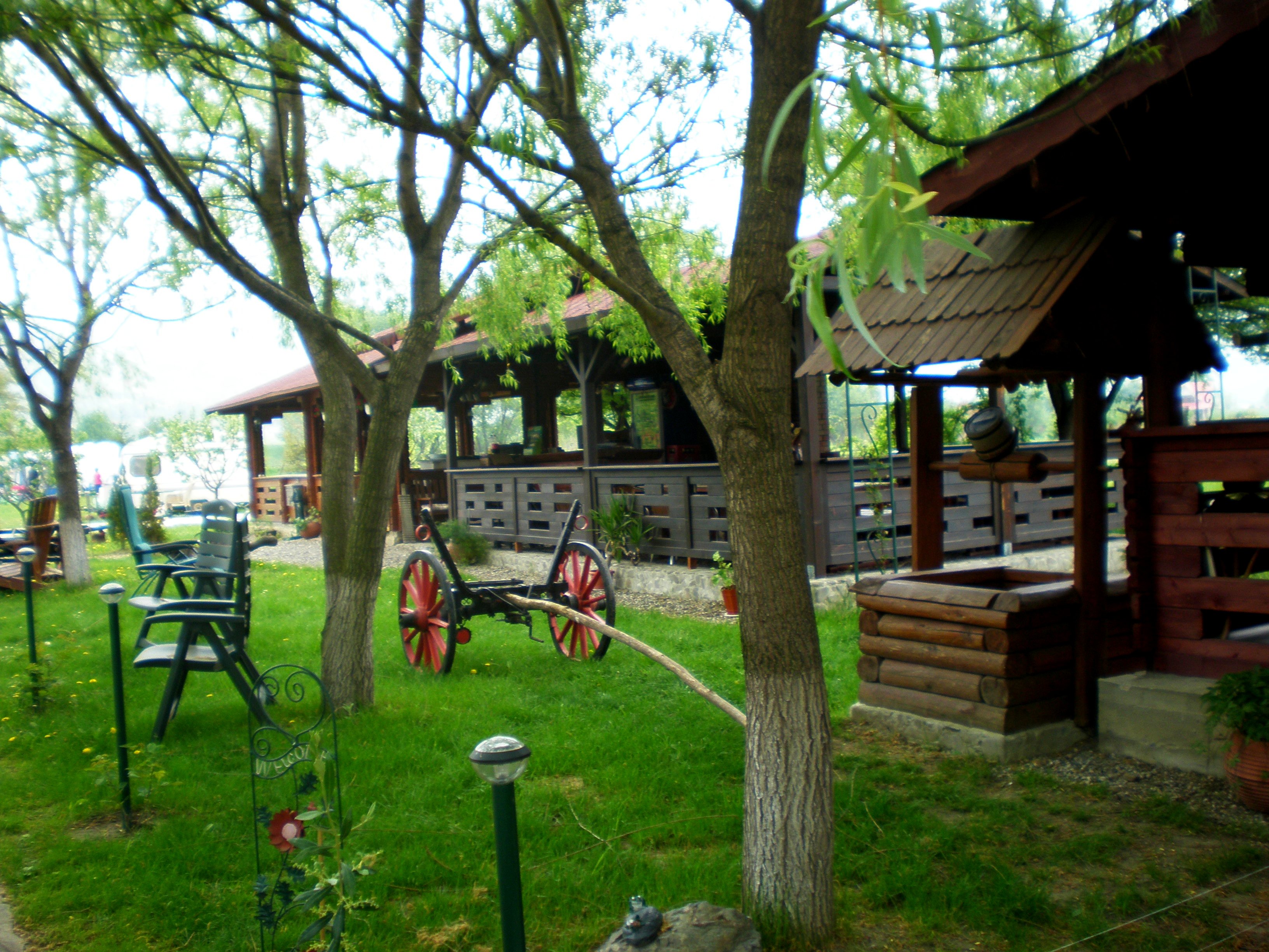 Camping Trotus Valley