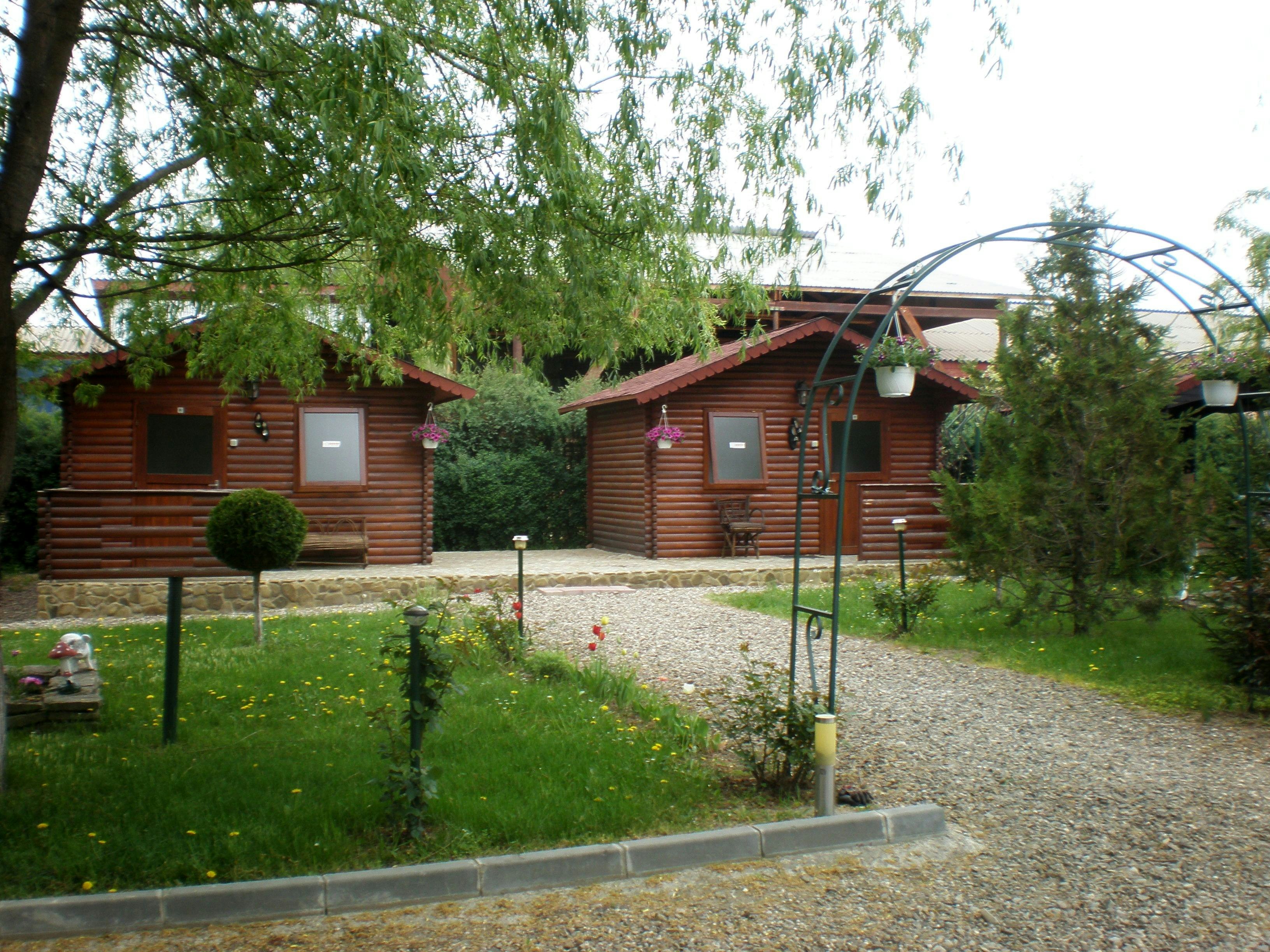 Camping Trotus Valley