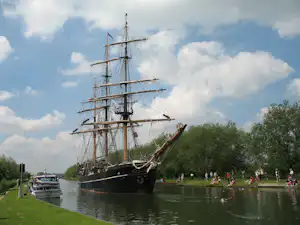 Camping Tudor