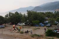 Camping U Sole Marinu  -  Spielplatz vom Campingplatz am Wohnwagen- und Zeltstellplatz vom Campingplatz