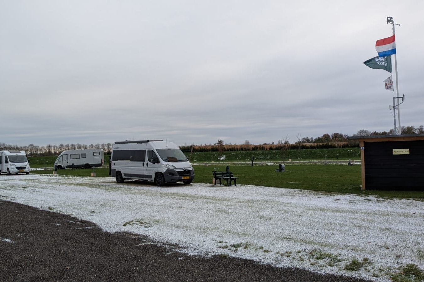 Camping Uden Maashorst  Camperplaats Uden Maashorst - Standplätze auf dem Campingplatz