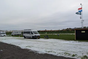 Camping Uden Maashorst Camperplaats Uden Maashorst - Standplätze auf dem Campingplatz