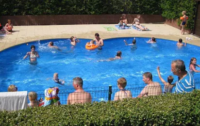 Camping Um Bierg