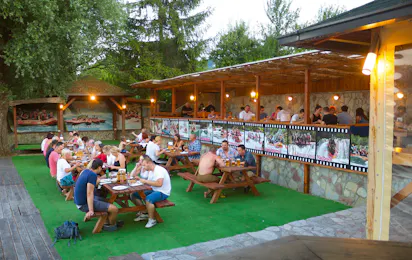 Camping Una Kiro Rafting
