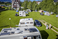 Camping Ustup - Wohnmobil- und Wohnwagenstellplätze auf der Wiese