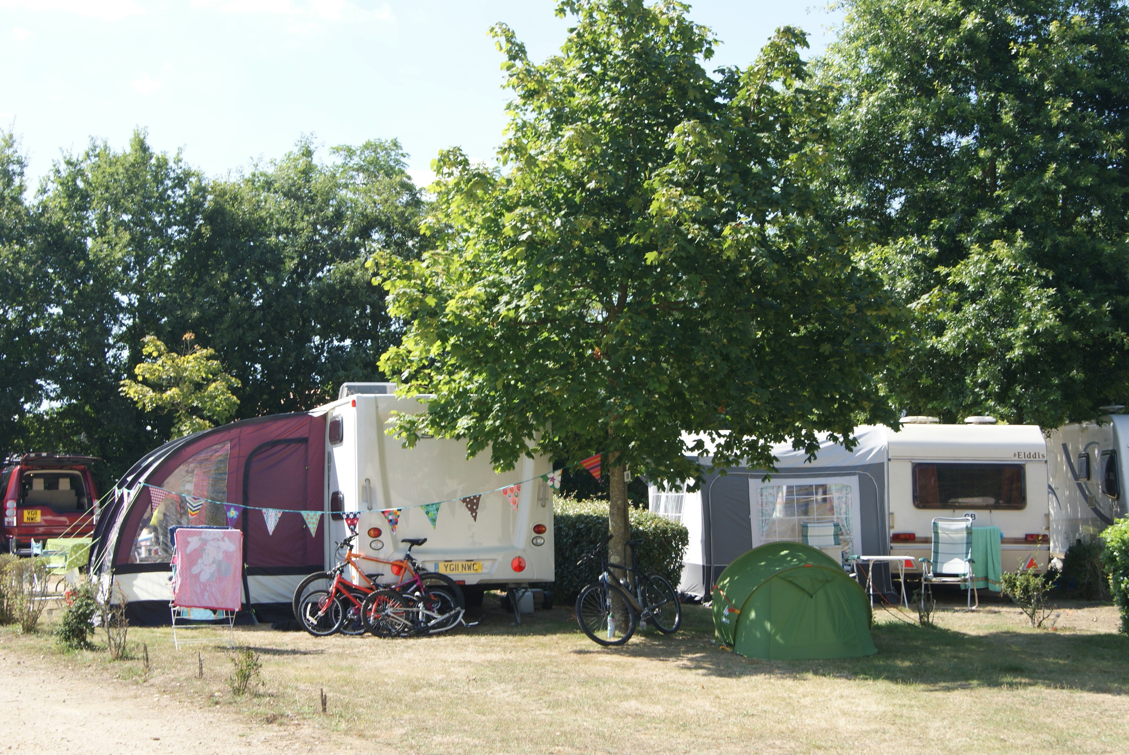 Flower Camping Val de Vie - Standplätze auf dem Campingplatz