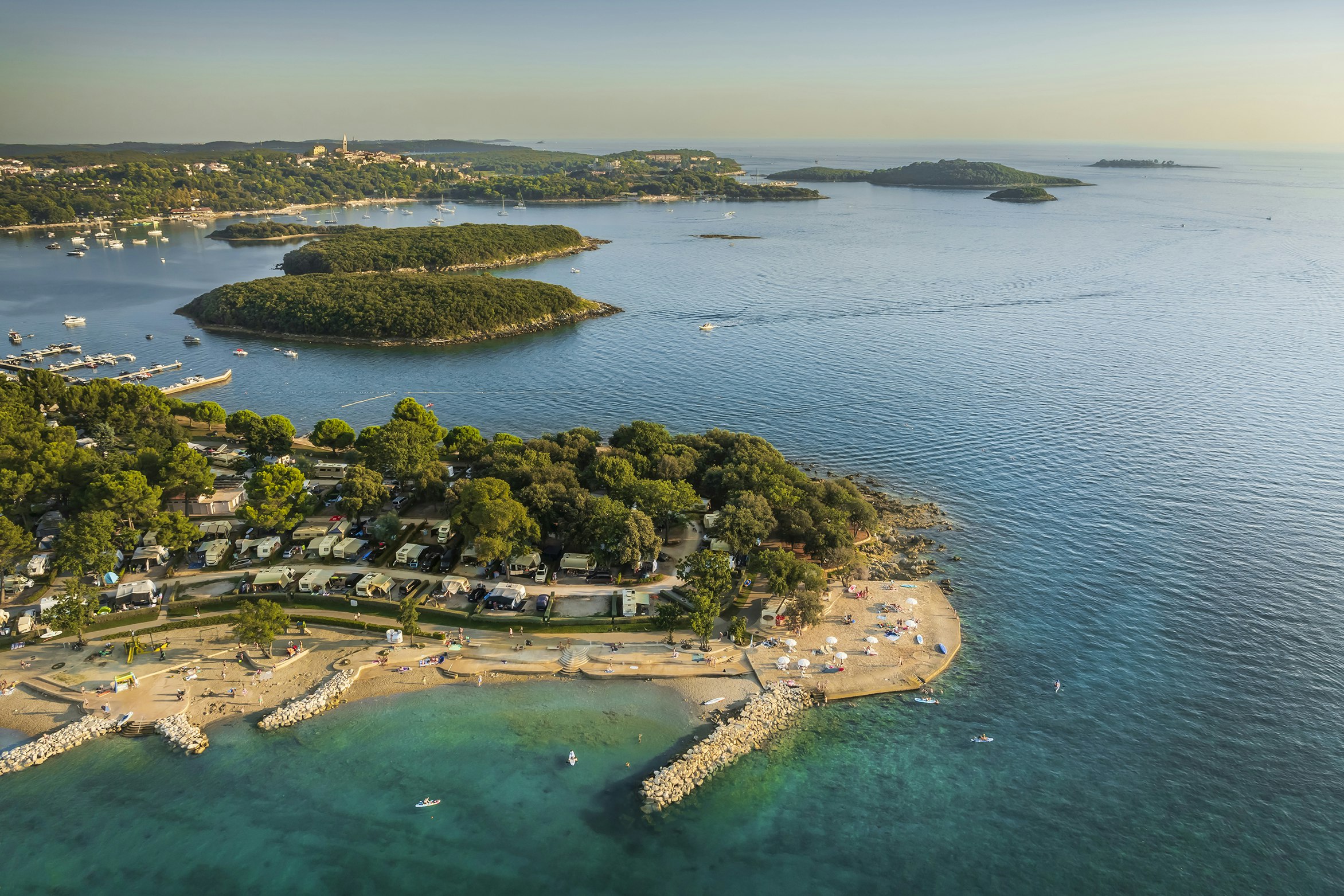 Camping Valkanela  - Luftaufnahme des Campingplatzes