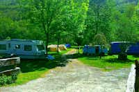 Camping Valle do Seo  -  Wohnwagen- und Zeltstellplatz vom Campingplatz im Grünen
