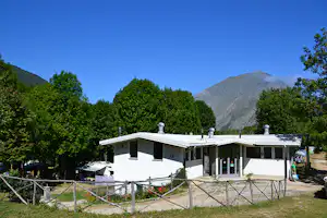 Camping Valle Gesso - Sanitärgebäude vom Campingplatz