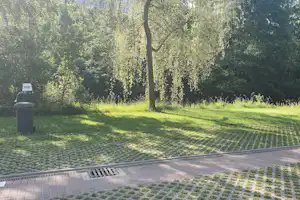 Camping Vallee de L'Our - Stellplatz auf dem Campingplatz