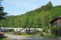 Camping Valmetal - Blick auf den Campingplatz mit dem Stellplatz für Wohnmobile