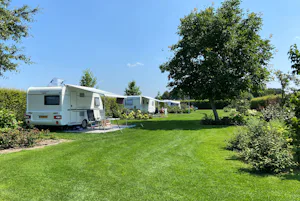 Camping van Kempenhof - Wohnmobil- und Wohnwagenstandplätze auf der Wiese