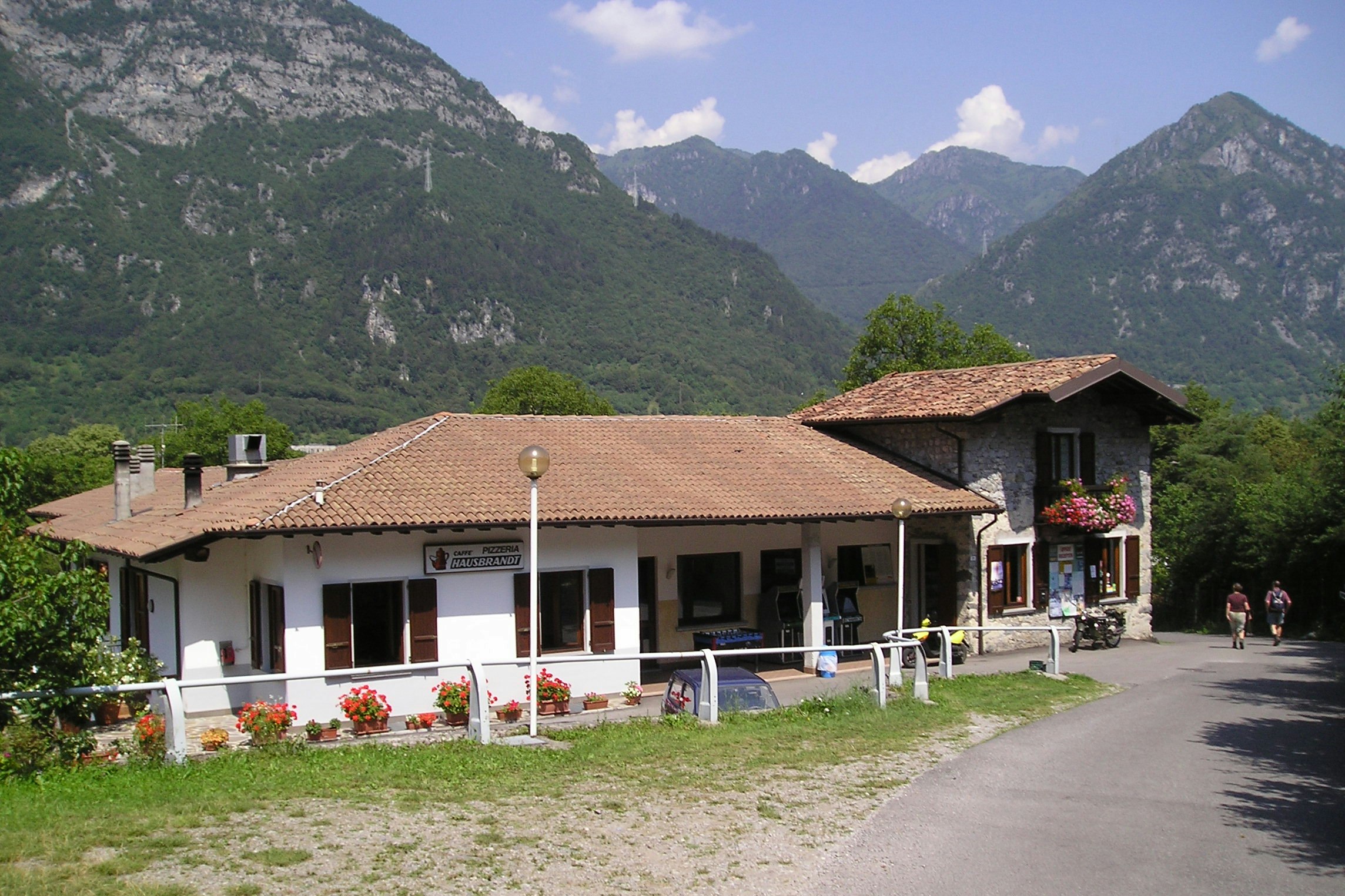 Camping Vantone Pineta  -  Rezeption auf dem Campingplatz