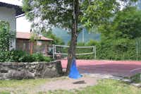 Camping Vantone Pineta  -  Volleyballfeld  auf dem Campingplatz