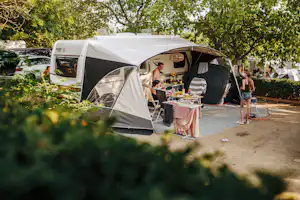 Camping Vell Emporda - Standplätze auf dem Campingplatz