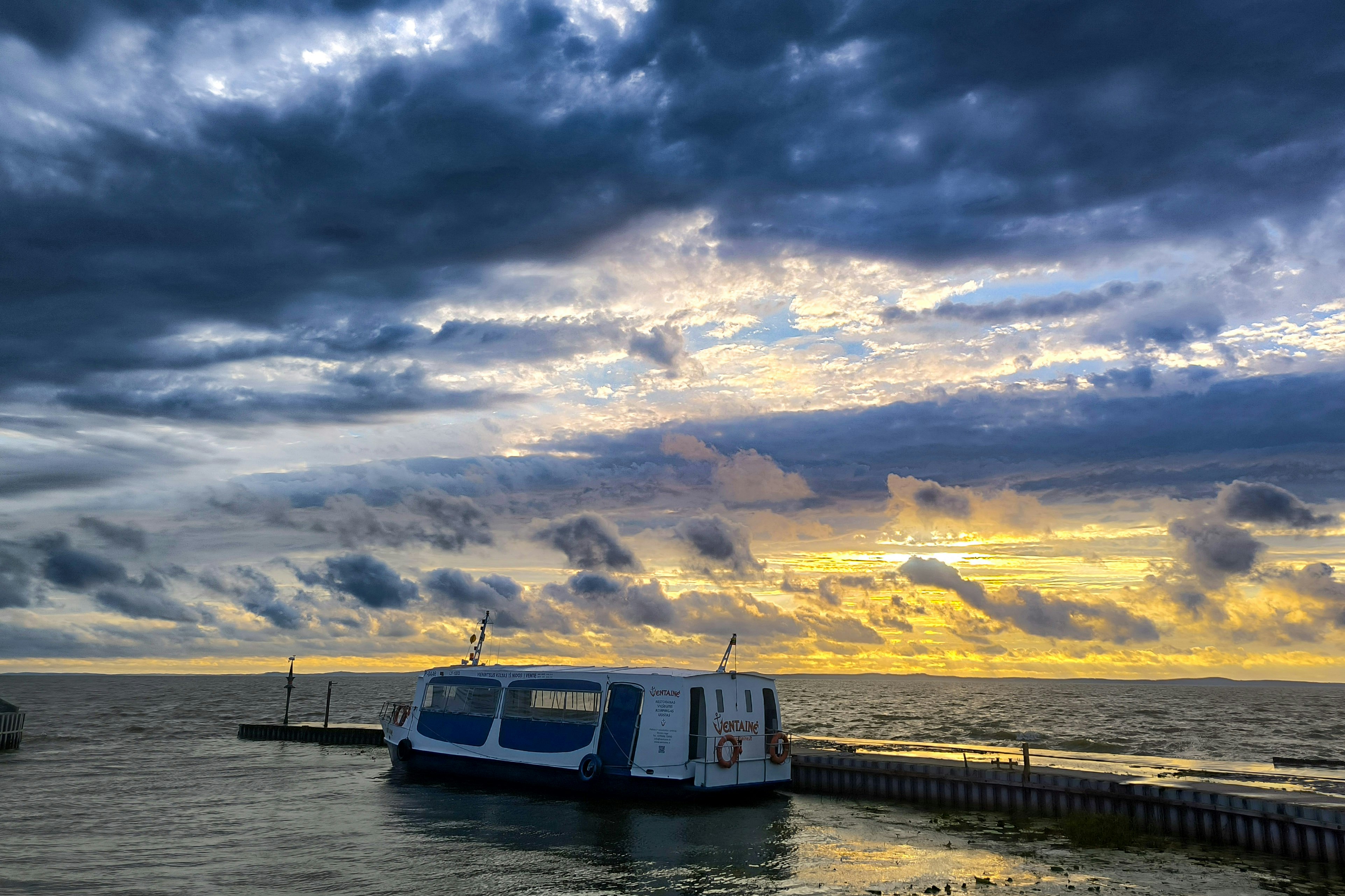 Camping Ventainė - Bootsanlegestelle am Campingplatz