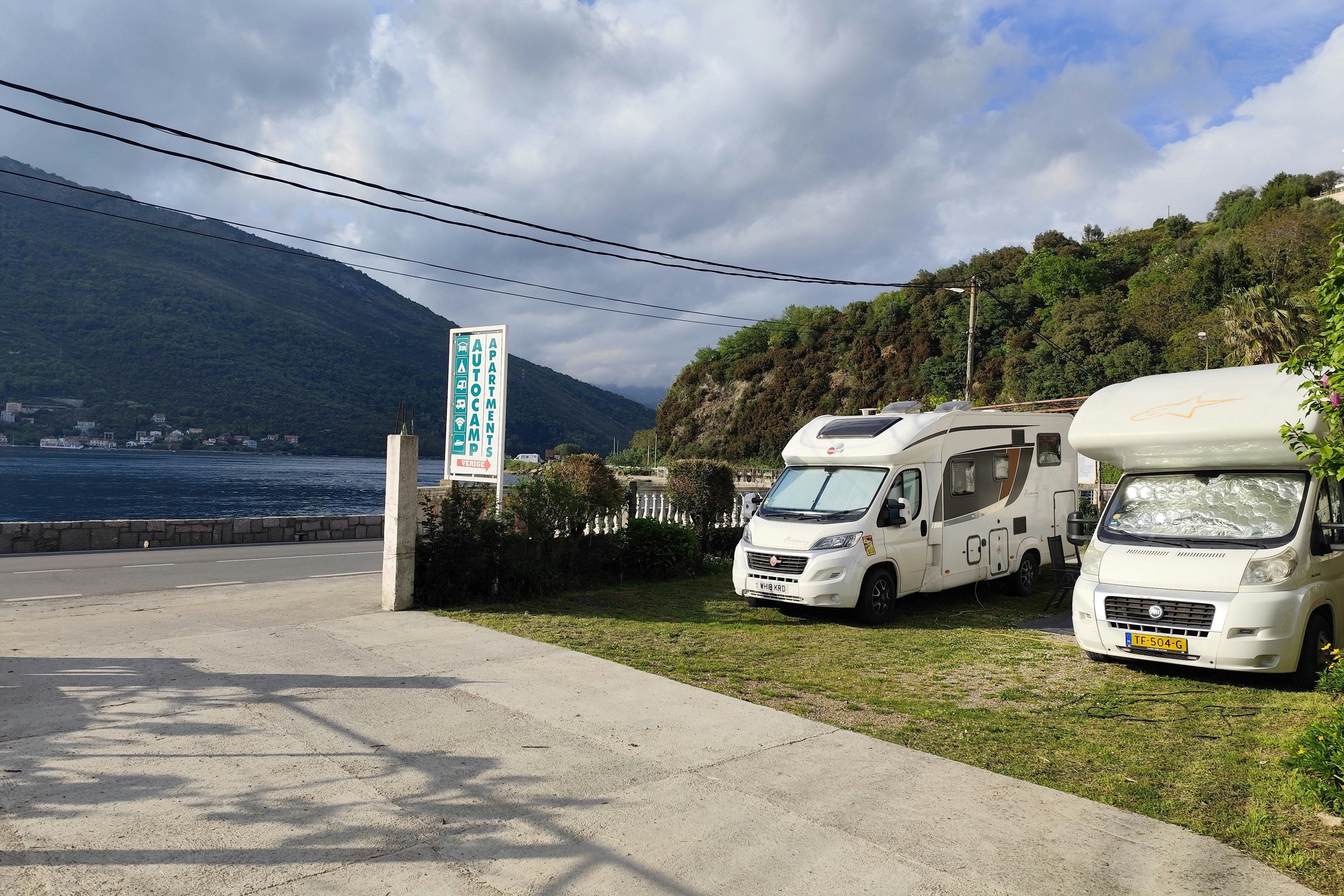 Camping Verige - Eingang des Campingplatzes an der Hauptstraße