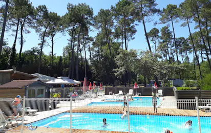 Camping Vert Bord'Eau