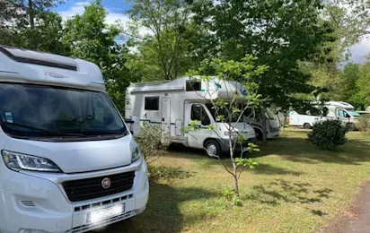 Camping Vert Bord'Eau