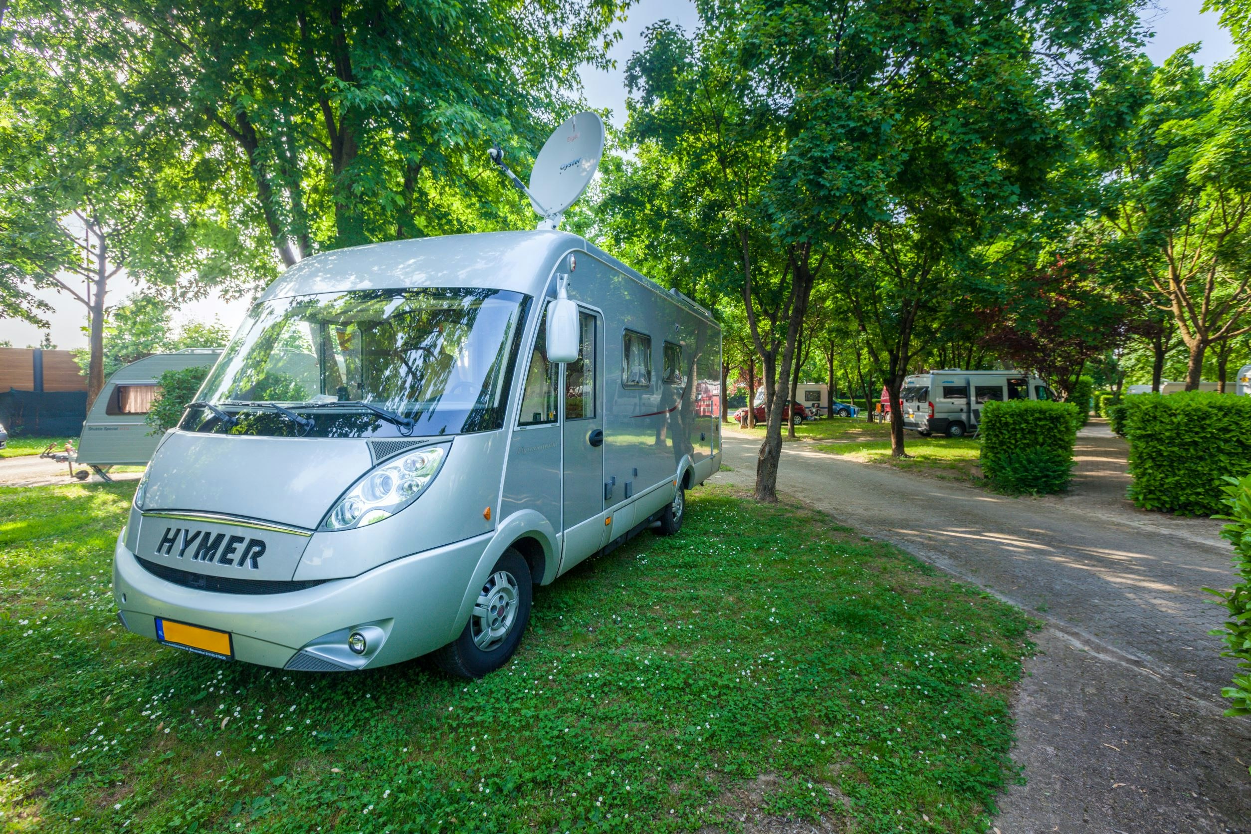 Camping Vicenza - Standplätze im Grünen auf dem Campingplatz