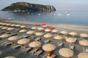 Camping Village International - Strand vom Campingplatz