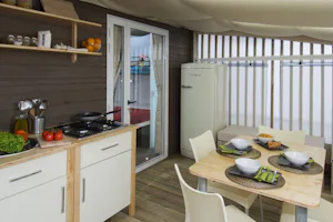 Camping Village Lago Maggiore - Innenansicht Mobilheim