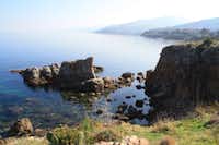 Camping Village Rais Gerbi  - Blick vom Campingplatz auf das Mittelmeer in Sizilien