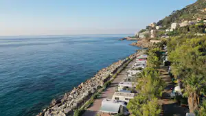Camping Villaggio dei Fiori - Standplätze auf dem Campingplatz