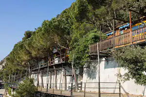 Camping Villaggio Smeraldo - Bungalow mit Terrasse im Grünen