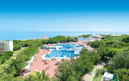 Isamar Holiday Village