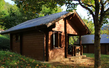 Camping, Bungalows y Hotel Viu