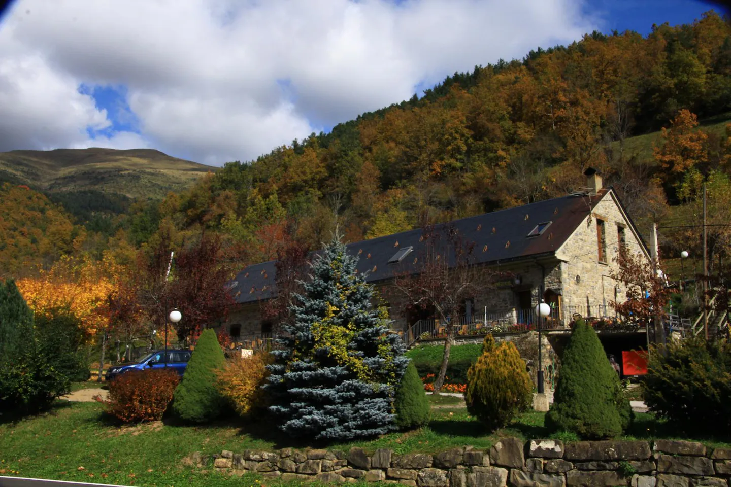 Camping, Bungalows y Hotel Viu