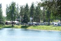 Camping Vivstavarvstjärn - Stellplätze am Ufer des Sees