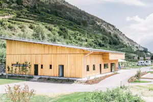 Camping Vogelsang - Hauptgebäude vom Campingplatz im Grünen