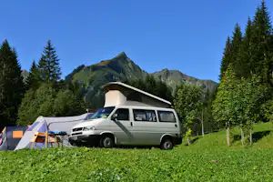 Camping Vorderboden - Wohnwagen- und Zeltstellplatz vom Campingplatz im Grünen mit Bergblick