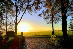 Camping Vorrelveen - Sonnenuntergang über dem Campingplatz