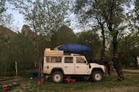 Camping Vrachos Kastráki  -  Wohnwagen auf dem Wohnwagen- und Zeltstellplatz vom Campingplatz