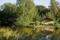 Camping Vreehorst - Glamping-Zelte am Teich