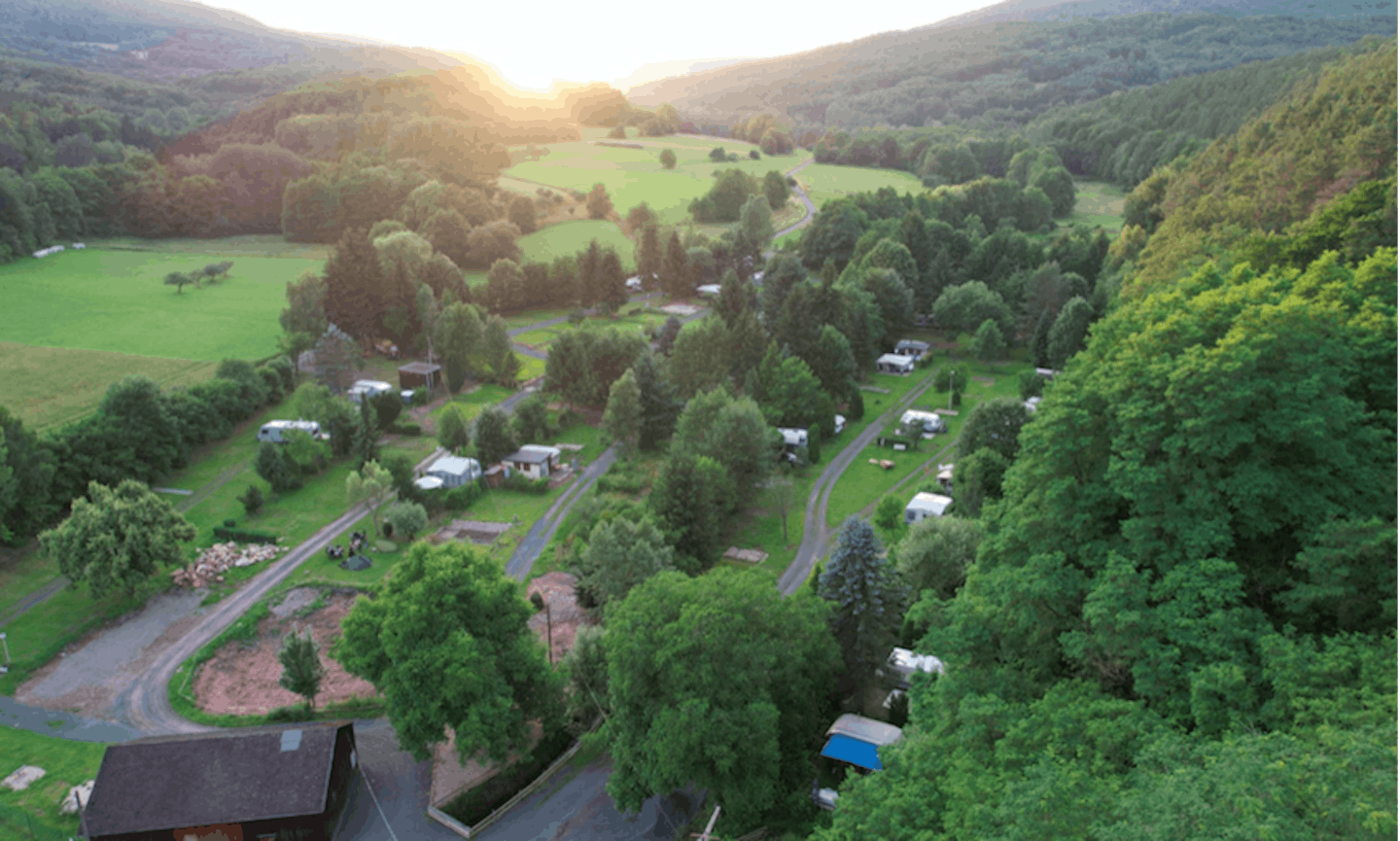 Camping Waldberg - Campingplatz aus der Vogelperspektive