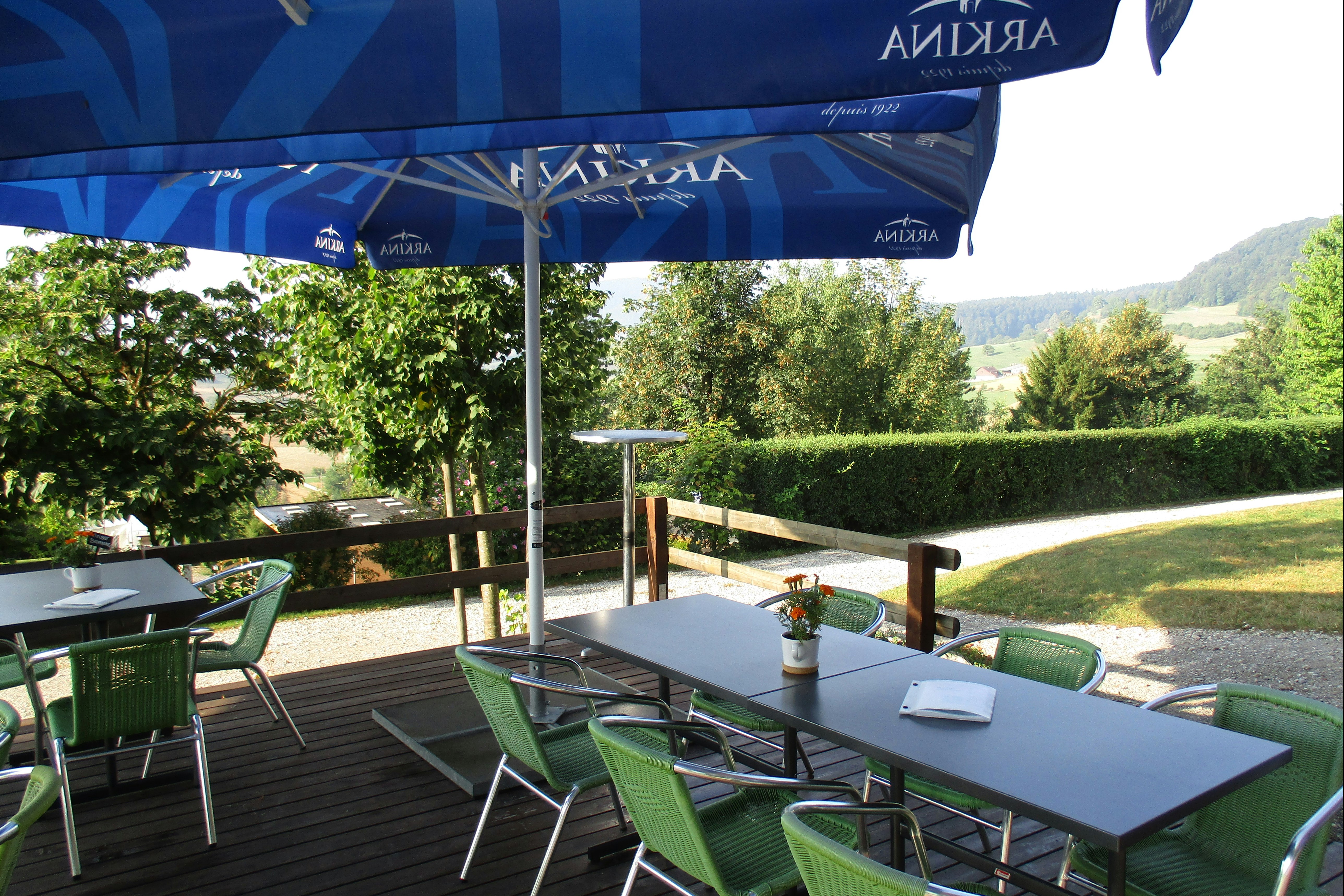 Camping Waldesruh - Bistro mit Terrasse auf dem Campingplatz